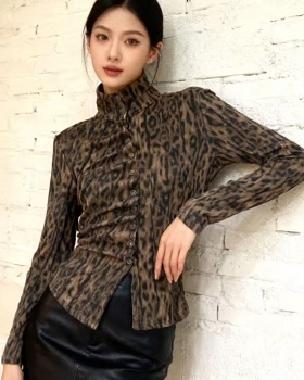 Buckle fashion bottoming shirt spring tops for women