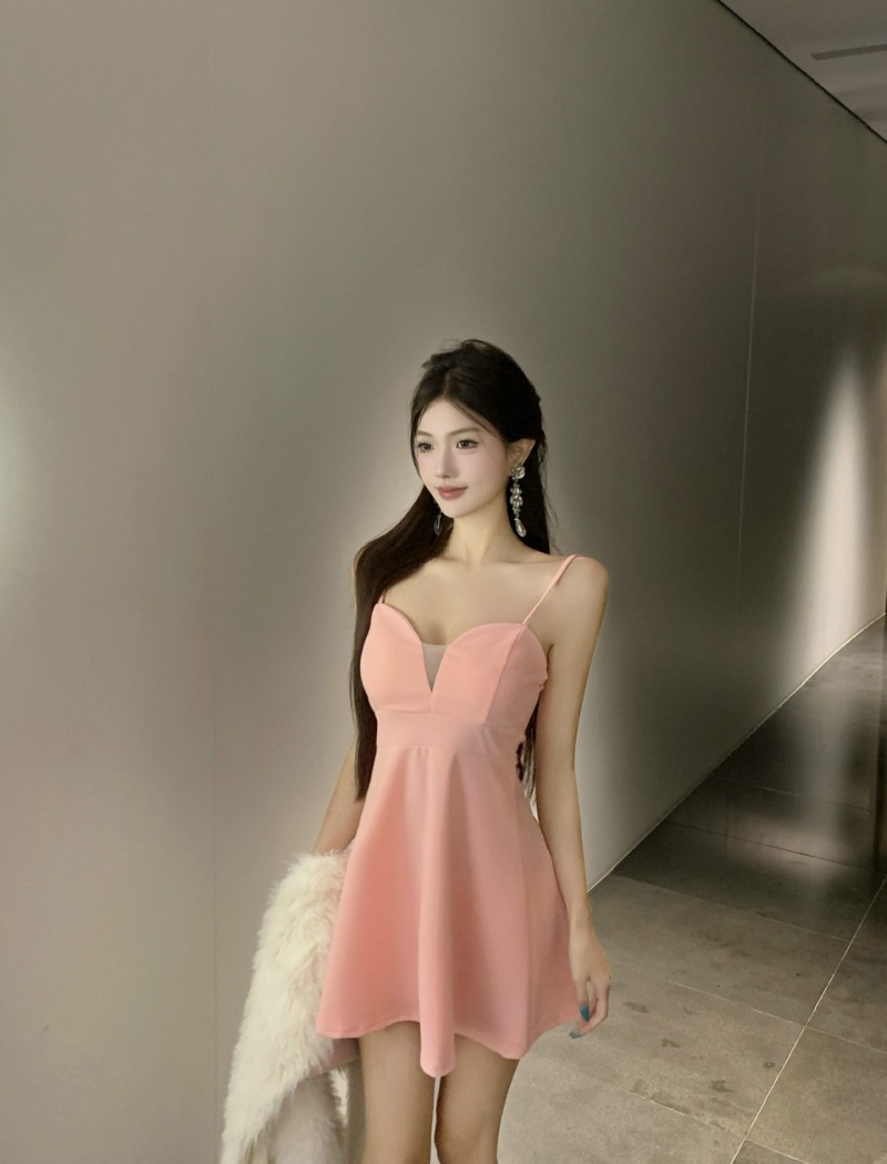 Big skirt low-cut tight hollow pinched waist dress