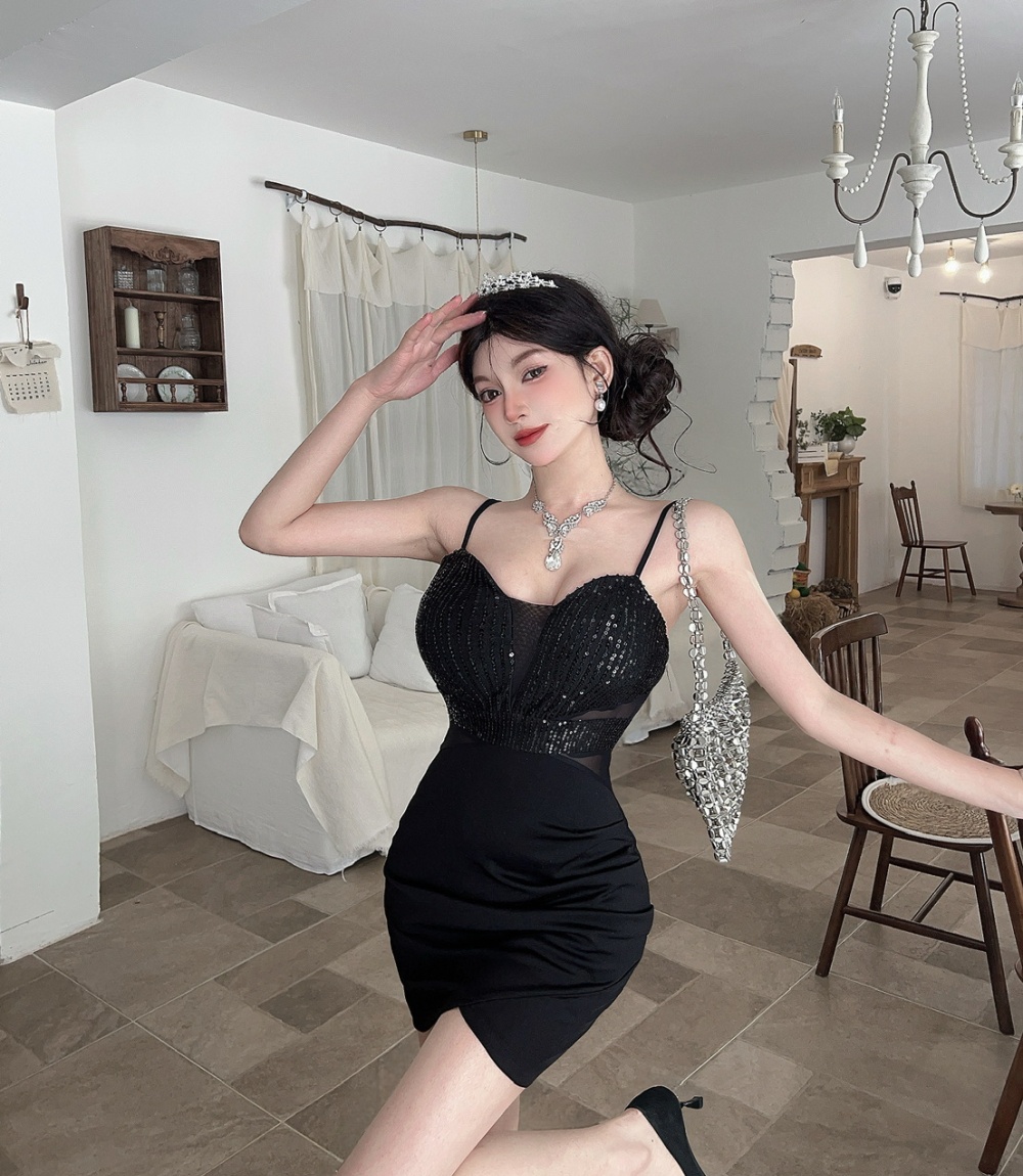 Tight package hip sling bottoming pinched waist dress