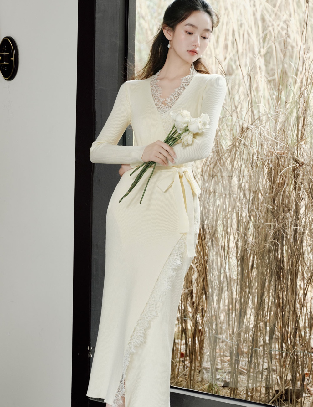 Knitted lace slim dress