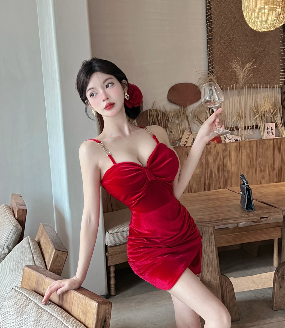 Sling package hip golden velvet bottoming short dress
