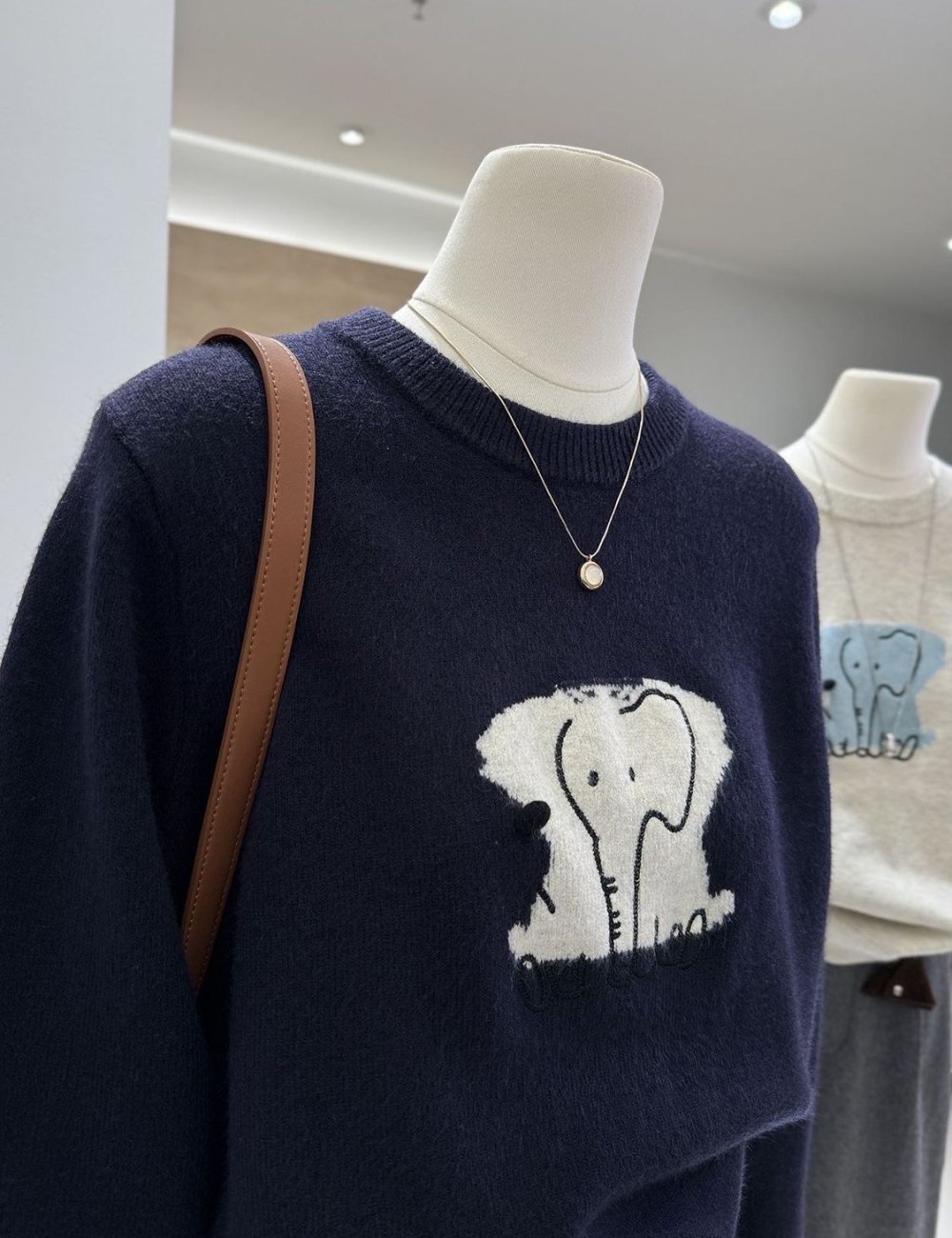 Cubs loose jacquard pullover sweater for women