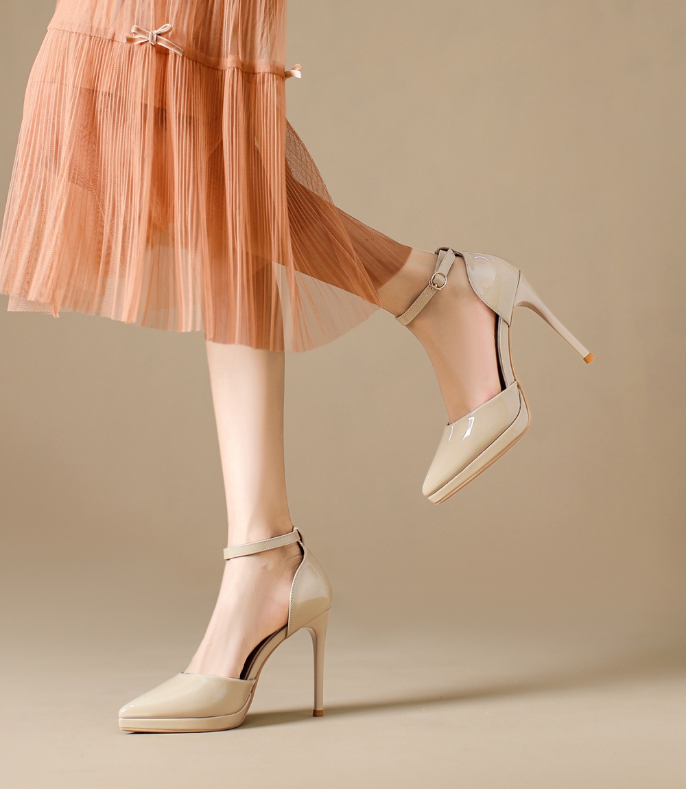 Pointed shoes fine-root high-heeled shoes