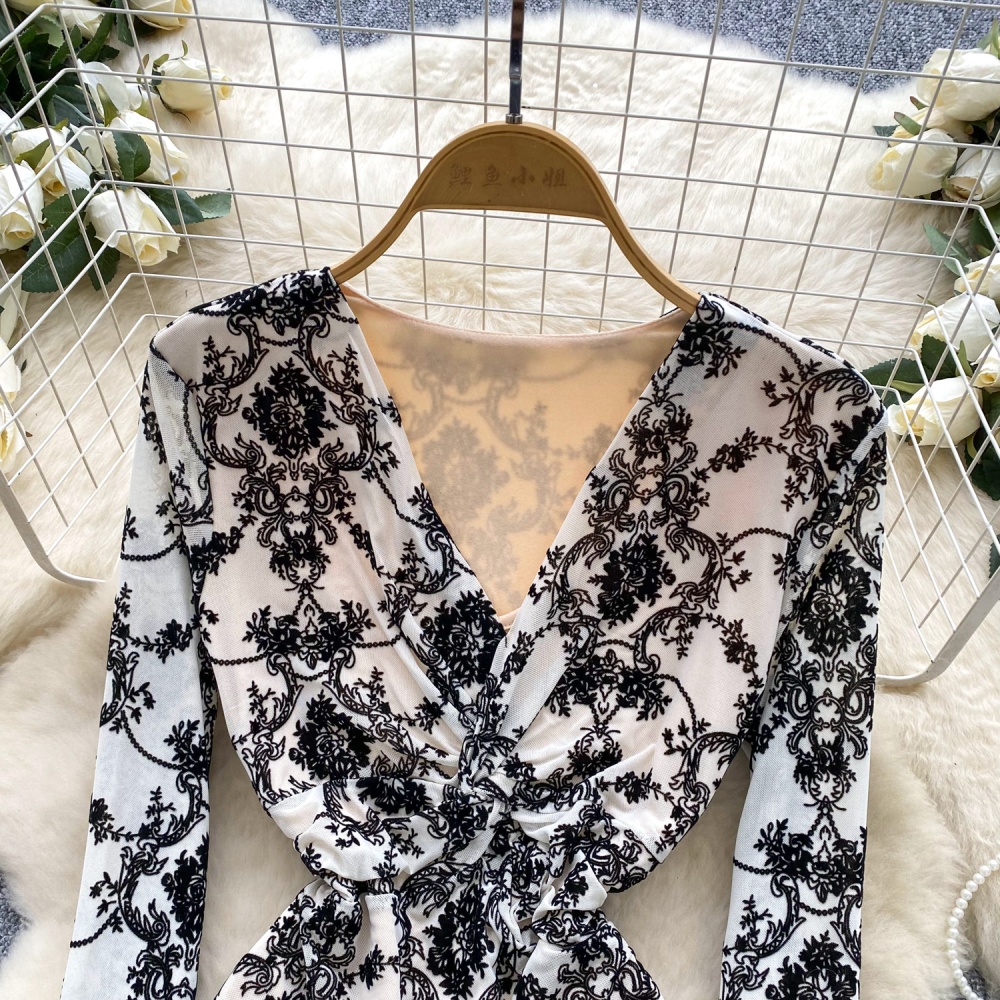 Cross V-neck bottoming shirt retro gauze tops for women