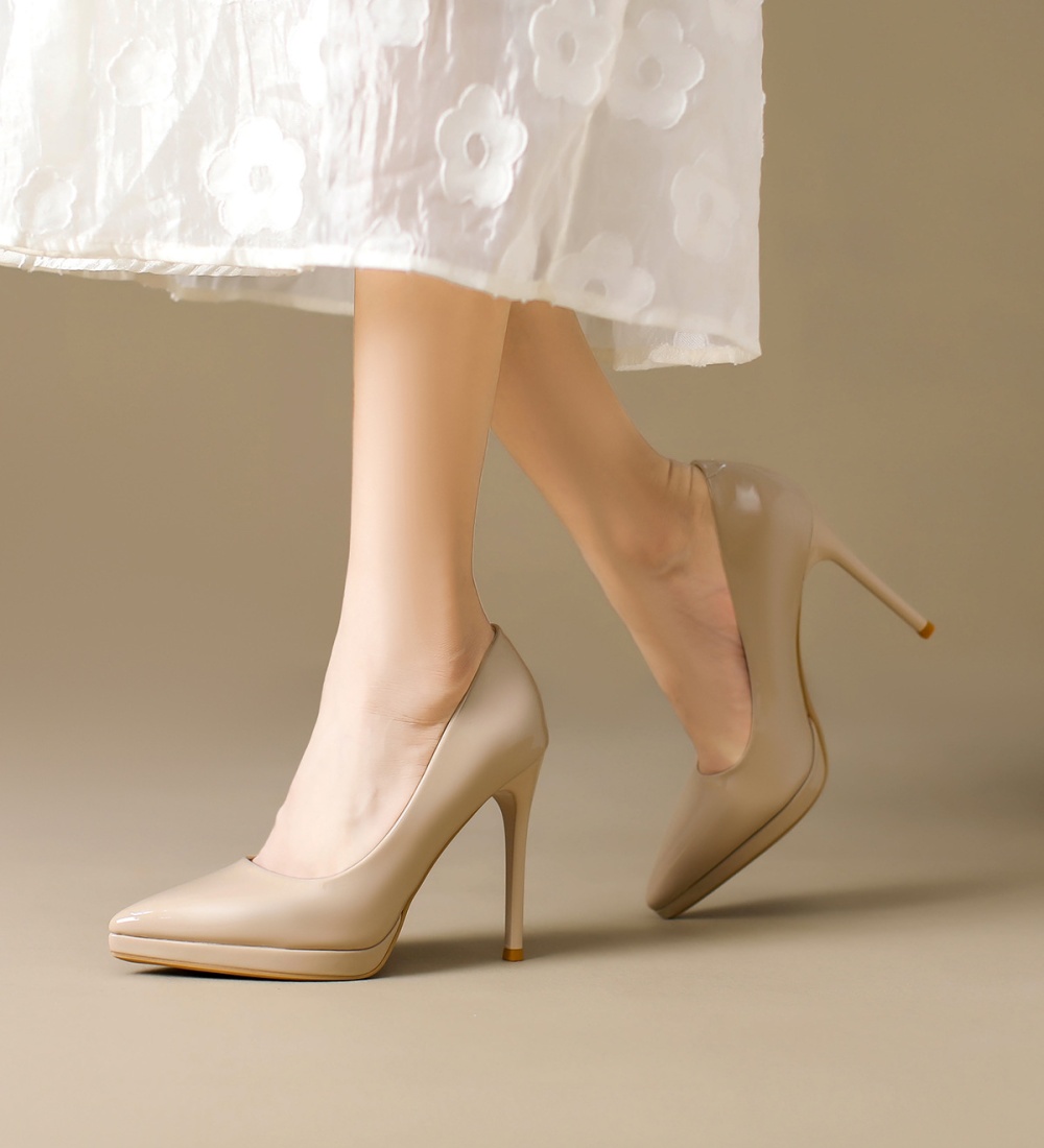 France style fine-root pointed shoes