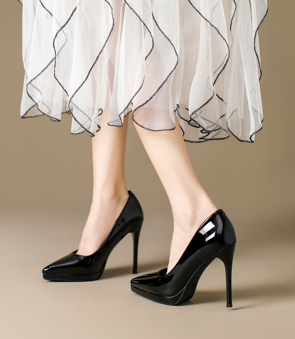 France style fine-root pointed shoes