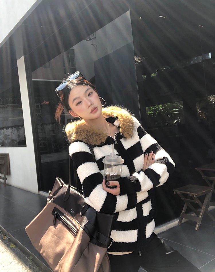 Winter hooded cardigan knitted stripe coat for women