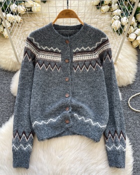 Autumn and winter knitted cardigan round neck sweater