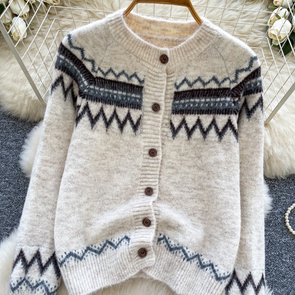 Autumn and winter knitted cardigan round neck sweater