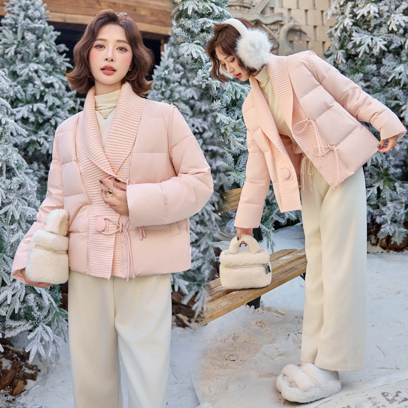 Short knitted chanelstyle coat pink splice down coat for women