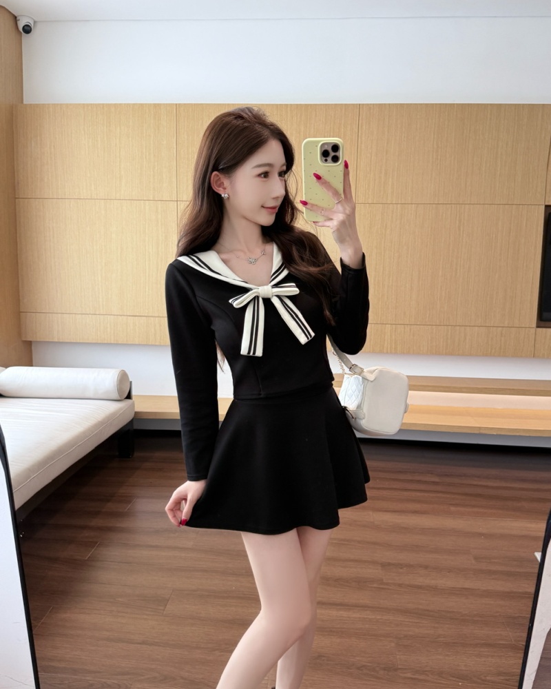 Low-cut sexy show young tops A-line sweet uniform 2pcs set