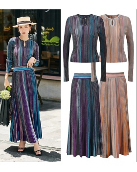 Temperament short skirt vertical stripes tops a set