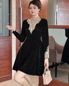 Thick and disorderly dress retro formal dress