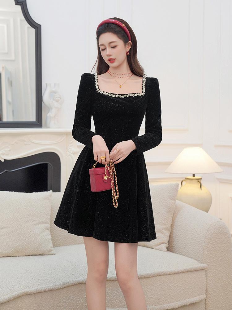 Velvet pinched waist slim autumn and winter dress