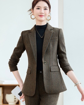 A buckle business suit temperament coat for women