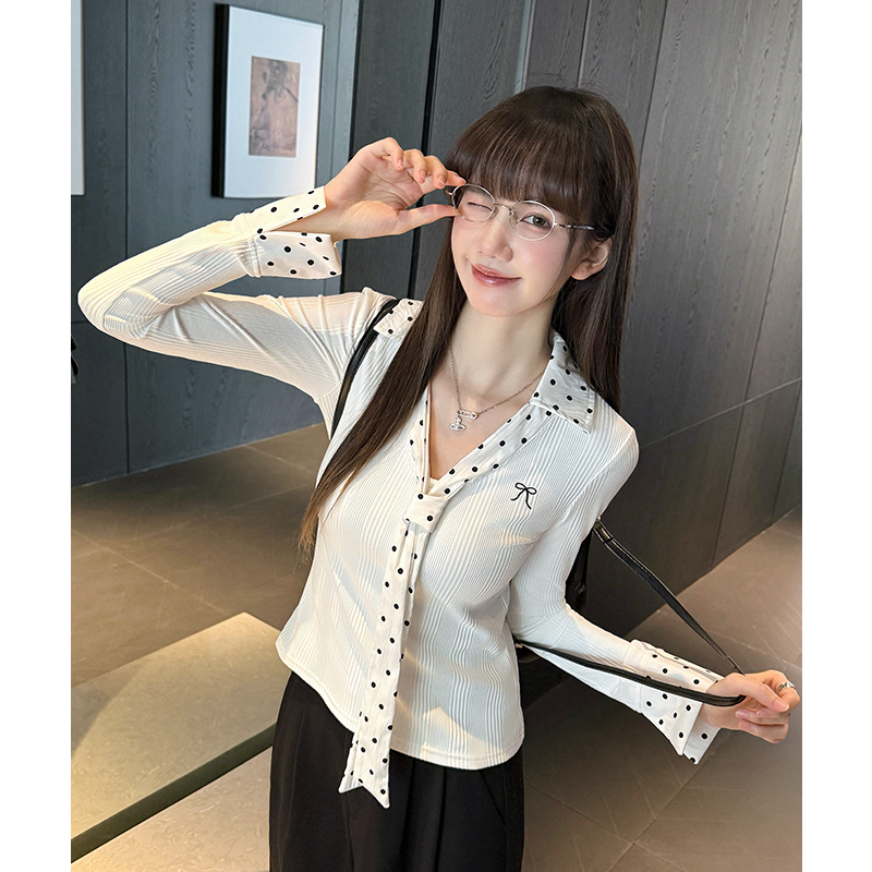 Polka dot collar V-neck white slim long sleeve T-shirt for women