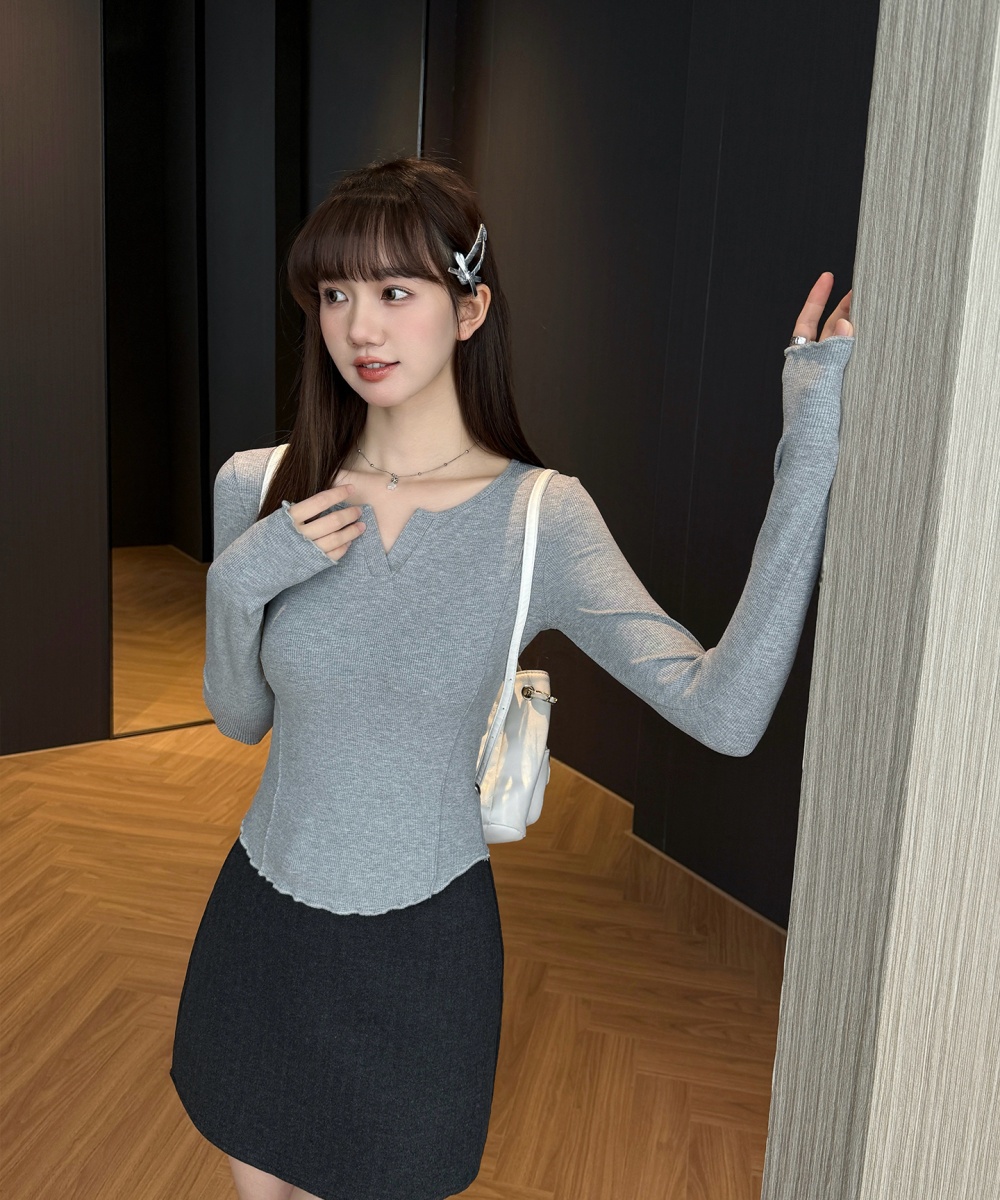 V-neck slim T-shirt inside the ride bottoming shirt for women