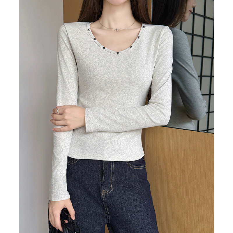 Sloping shoulder bottoming shirt inside the ride T-shirt