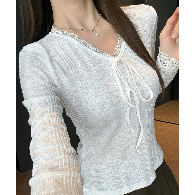 White long sleeve bottoming shirt V-neck lace T-shirt