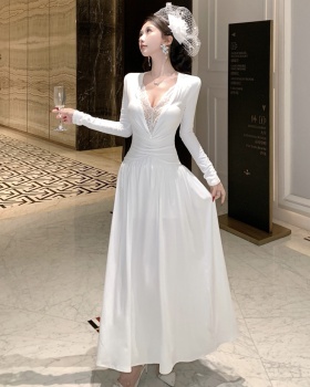 Temperament splice fold dress white banquet long dress