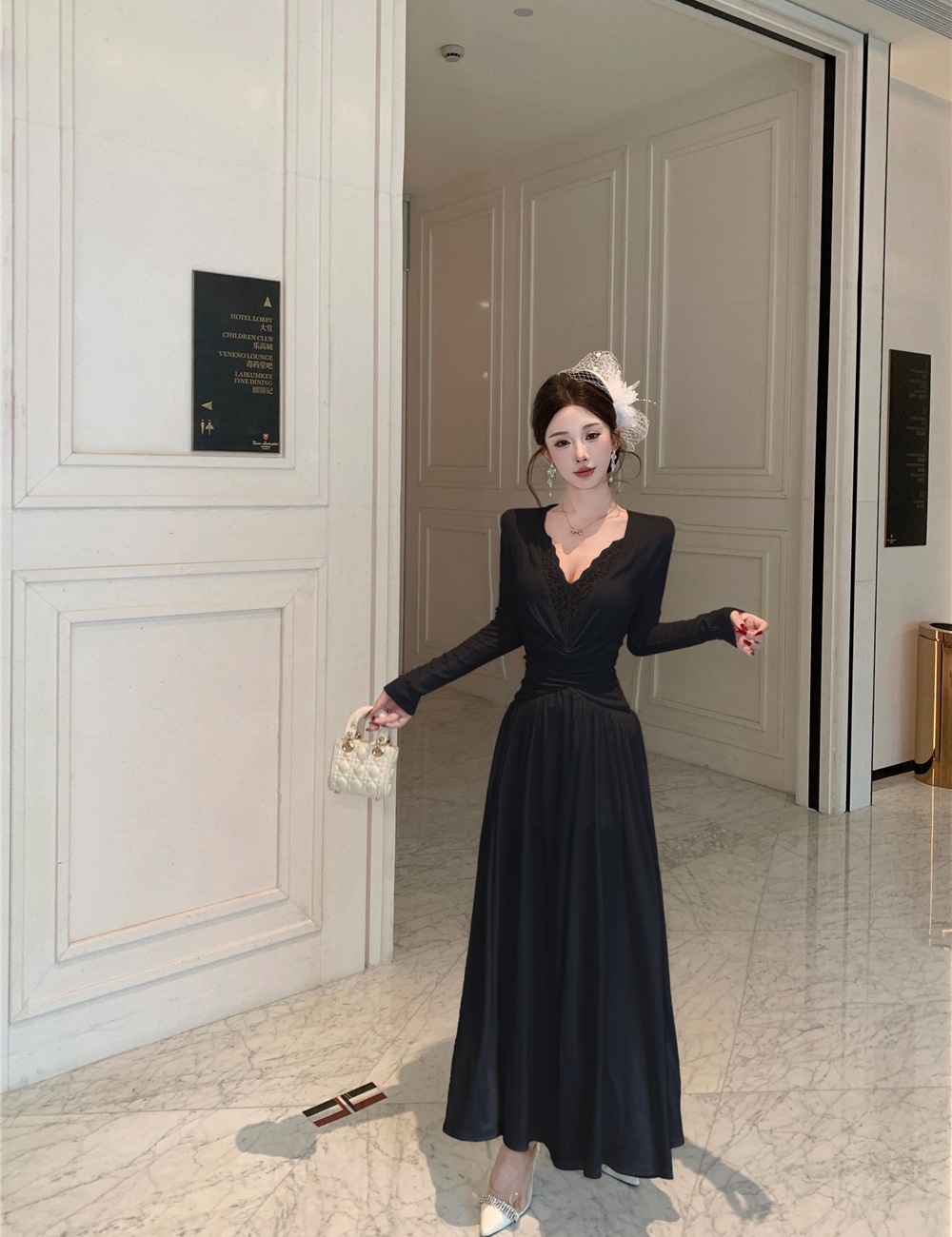 Temperament splice fold dress white banquet long dress