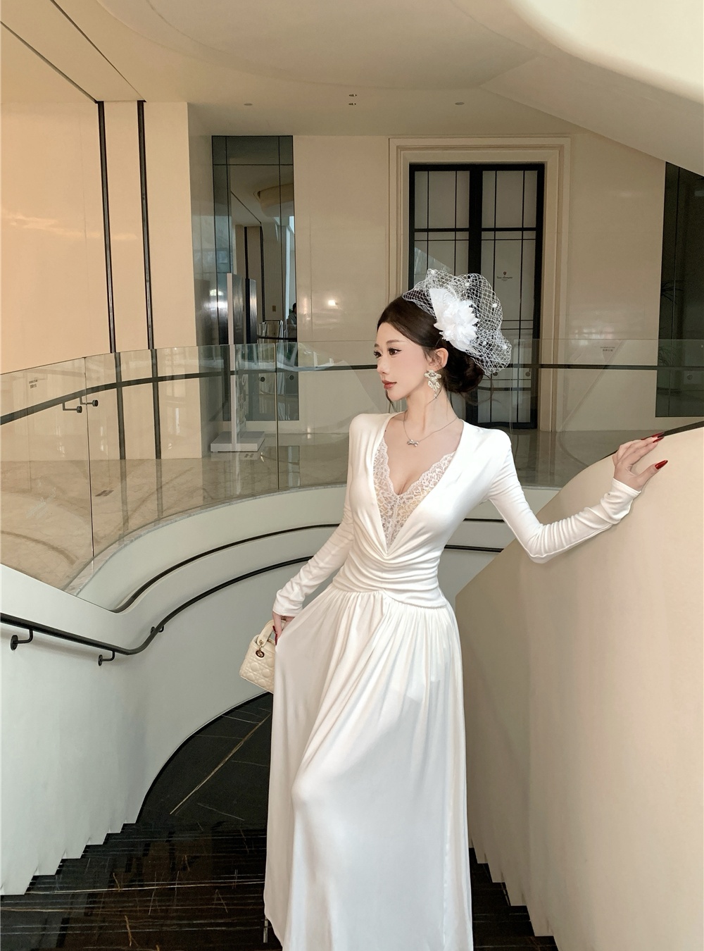 Temperament splice fold dress white banquet long dress