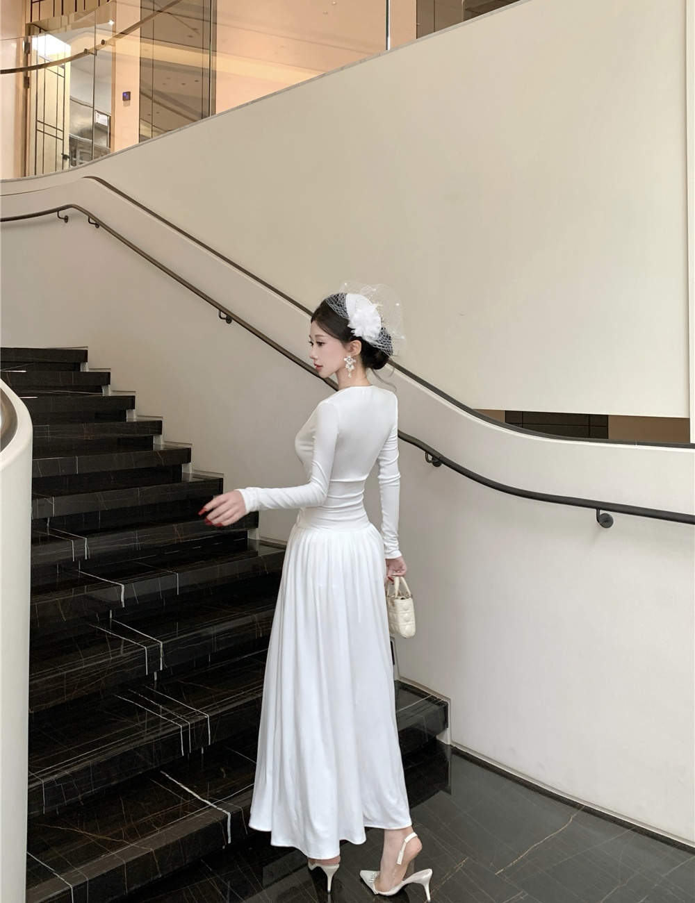 Temperament splice fold dress white banquet long dress