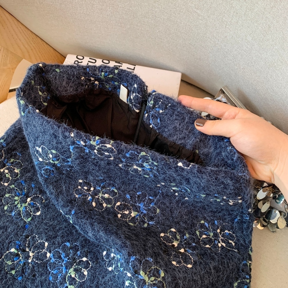 A-line embroidery short skirt woolen skirt