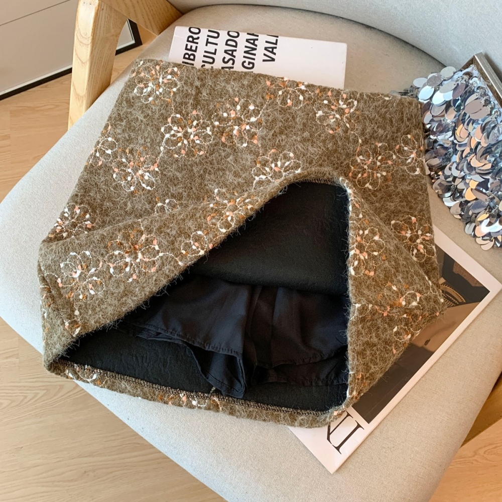 A-line embroidery short skirt woolen skirt