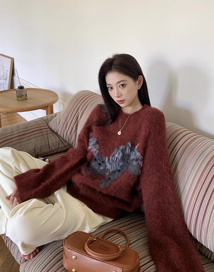 Winter pony inside the ride sweater for women