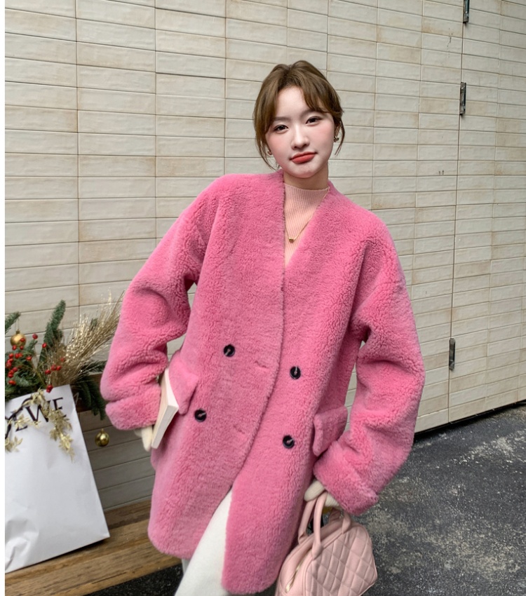 Chanelstyle autumn and winter lambs wool coat for women