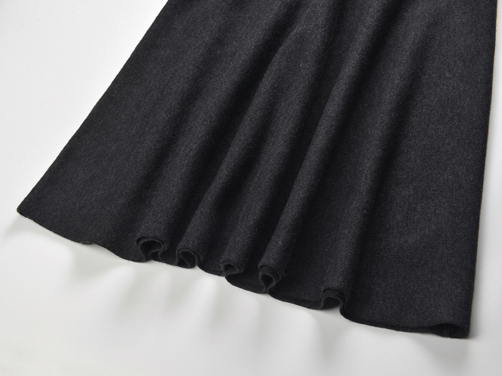 Long sleeve crochet show young slim dress