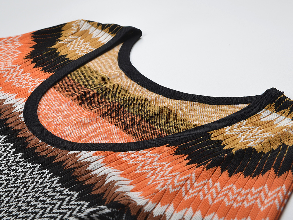 Wave patterns fashion mixed colors autumn and winter dress