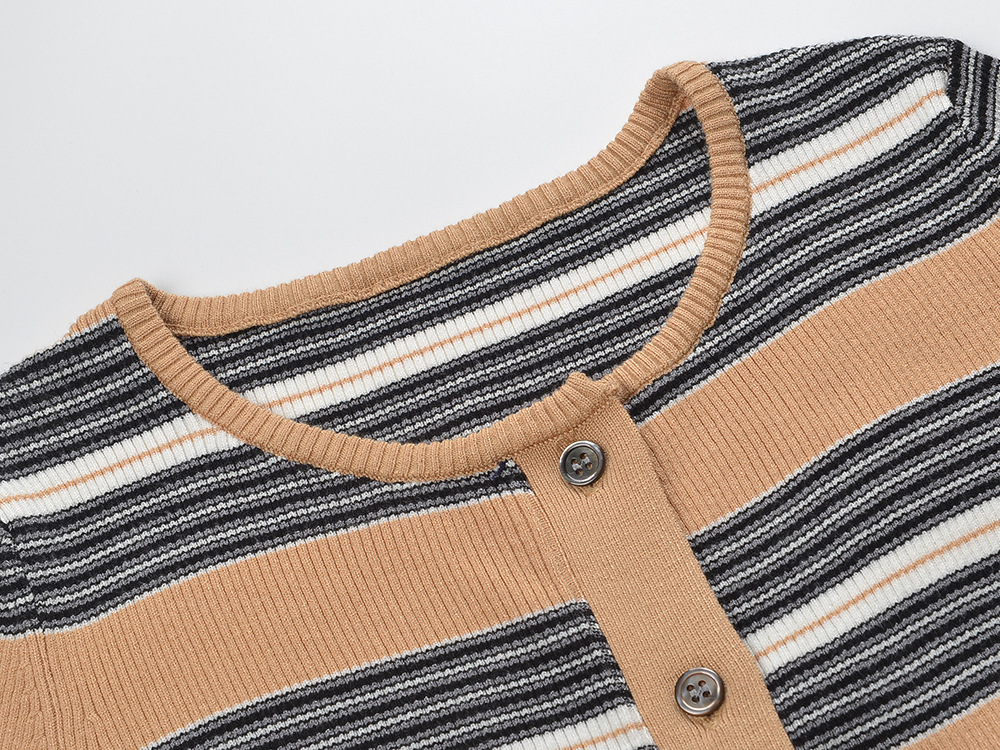 Stripe round neck autumn mixed colors knitted cardigan a set
