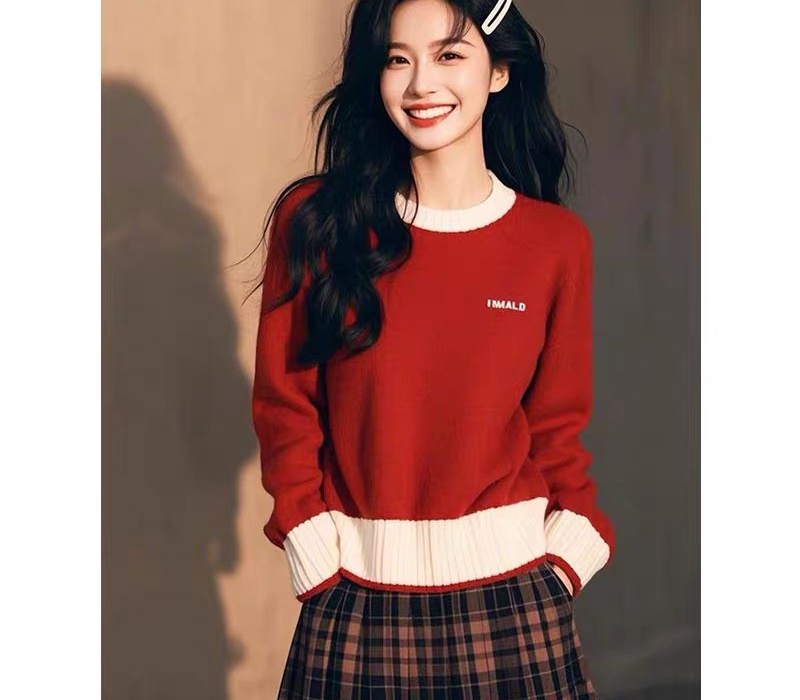 Niche red autumn and winter sweater sweet Pseudo-two tops