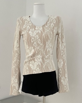 Self heating lace autumn and winter tops for women
