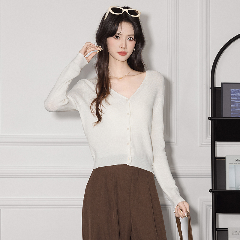 Slim autumn and winter cardigan temperament niche tops