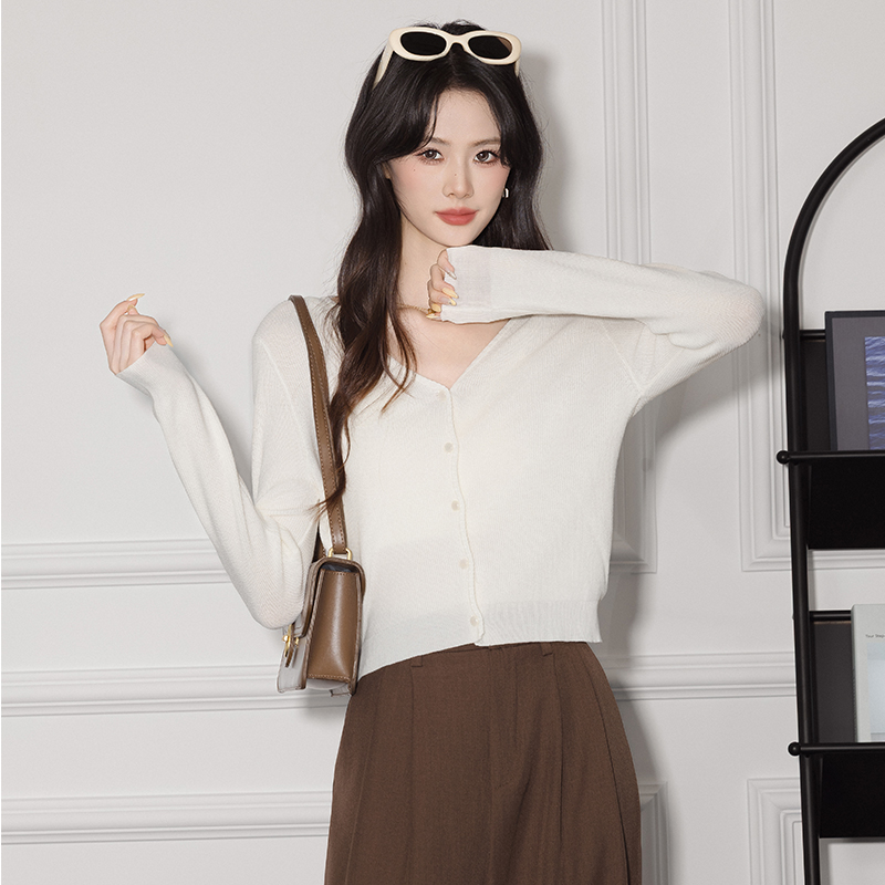 Slim autumn and winter cardigan temperament niche tops