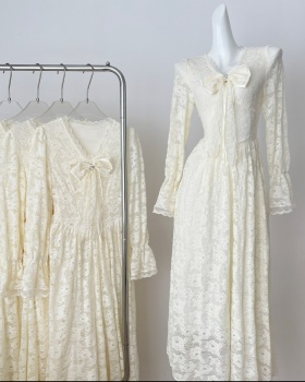 V-neck lace long long sleeve pinched waist dress