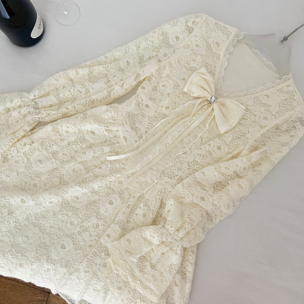 V-neck lace long long sleeve pinched waist dress