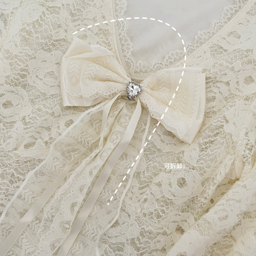 V-neck lace long long sleeve pinched waist dress