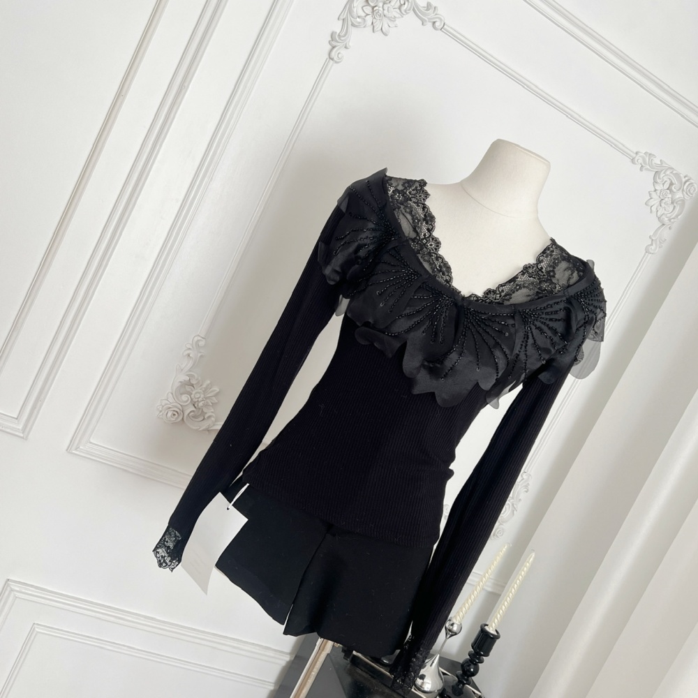 All-match V-neck bottoming knitted lace sweater for women