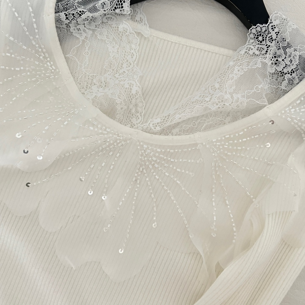 All-match V-neck bottoming knitted lace sweater for women