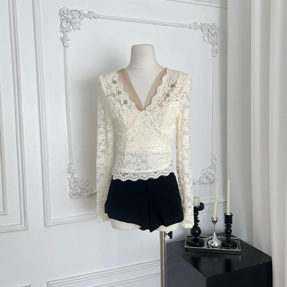 Gauze V-neck sueding lace bottoming tops