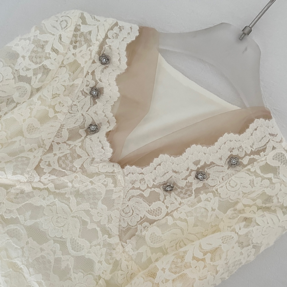 Gauze V-neck sueding lace bottoming tops