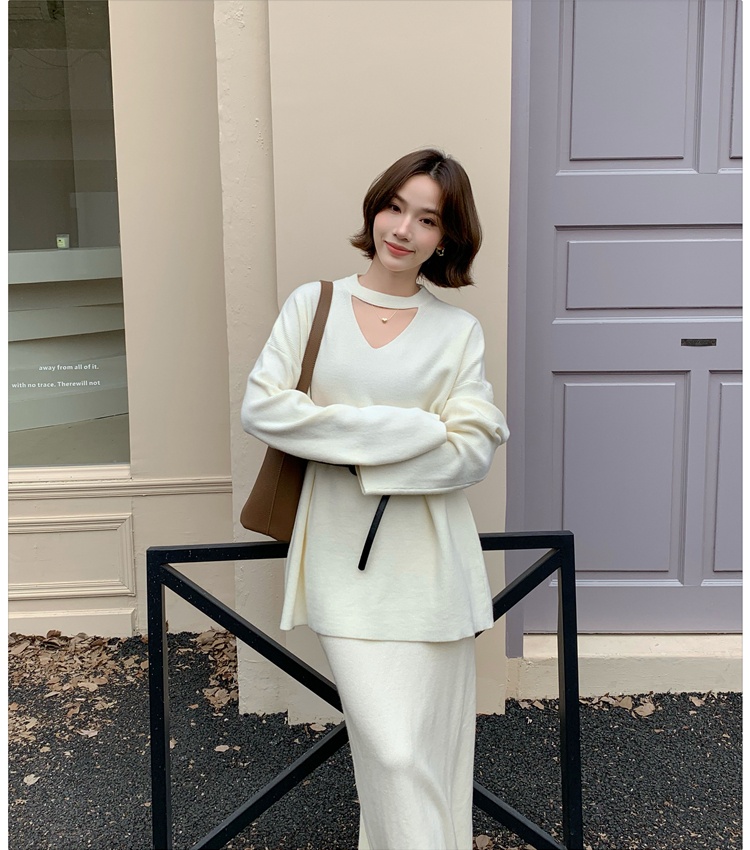 Halter lazy skirt slim V-neck sweater a set for women