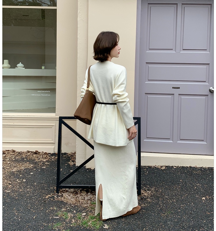 Halter lazy skirt slim V-neck sweater a set for women