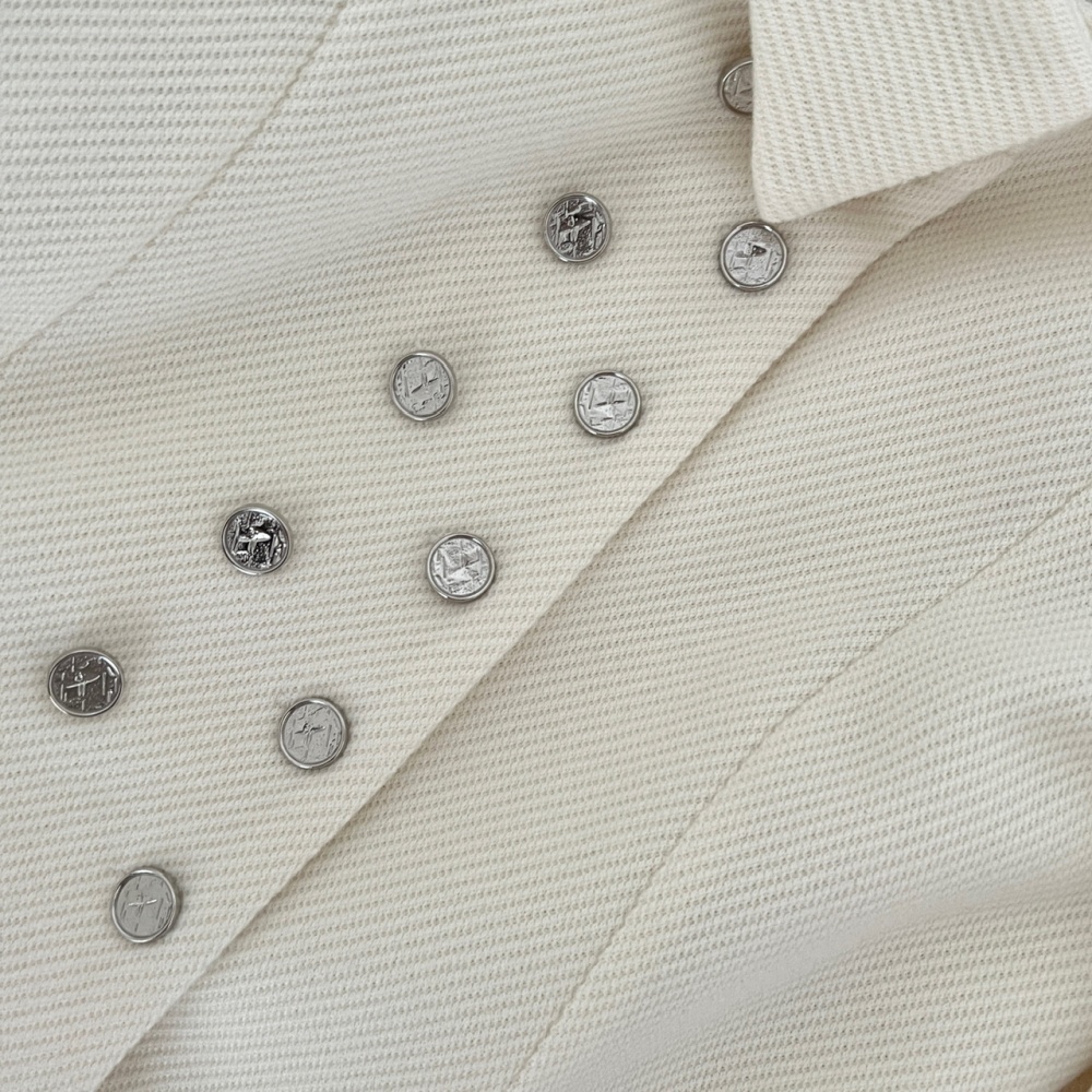 Thick and disorderly short skirt coat a set