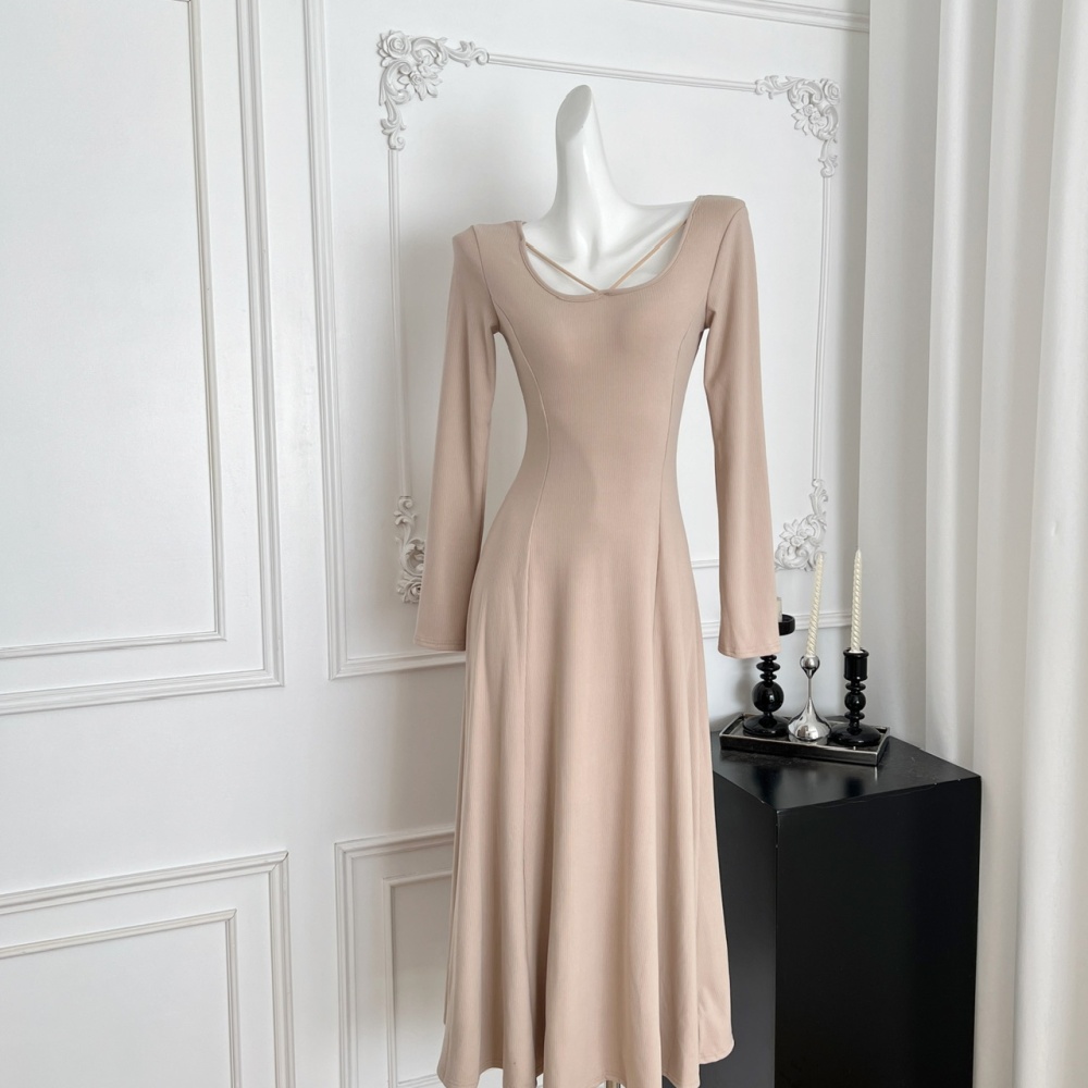 Bottoming inside the ride knitted dress for women