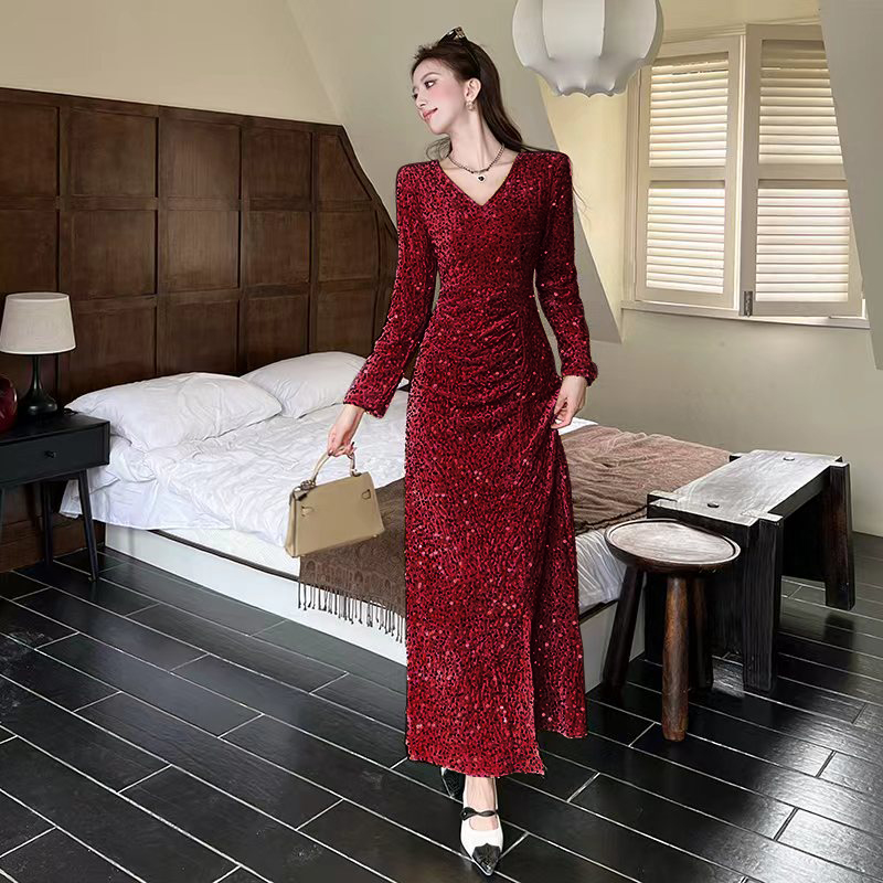 Autumn V-neck dress fashion package hip long dress